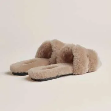 DOBOLIN Women's Slippers Fuzzy House Slippers Indoor and Outdoor House Shoes Comfy Faux Fur Open Toe Slippers Beige Size 11