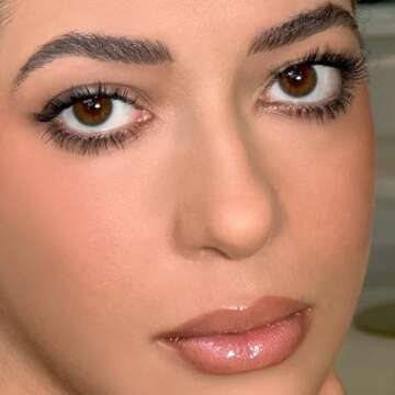 Kevyn Aucoin Indecent Mascara, Black: Thin cone-shaped brush. Creamy lash condition formula. Dramatic and natural look. Long wear. Clump & flake-free. Pro makeup artist go to for defined fuller lashes