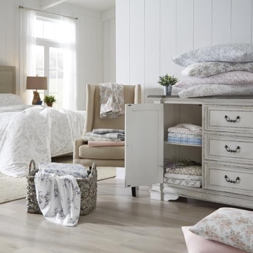 Luxurious Laura Ashley Flannel Queen Sheet Set