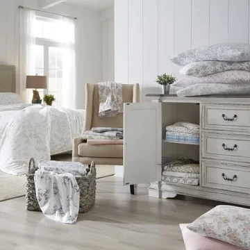 Luxurious Laura Ashley Flannel Queen Sheet Set