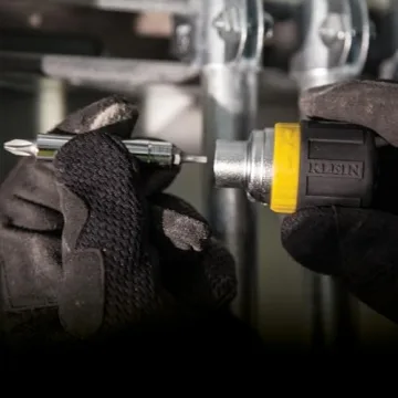 Klein Tools Stubby Ratcheting Screwdriver for Tight Spaces
