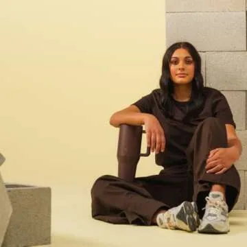 HydroJug Traveler Water Bottle with Flip Straw & Handle