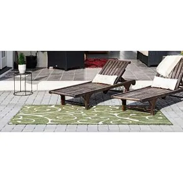 Stylish Unique Loom Outdoor Botanical Area Rug for All