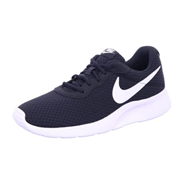 Nike Tanjun Men's Sneakers for Ultimate Style and Comfort