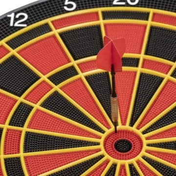 Arachnid Electronic Dartboard with 31 Games and Heckler