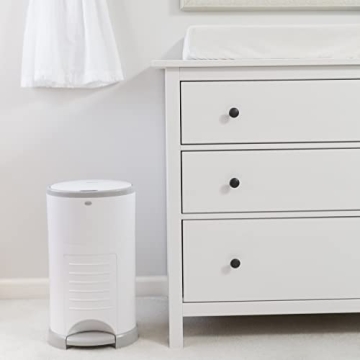 Hands-Free Dekor Plus Diaper Pail for Busy Parents