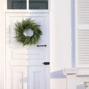 24 Inch Norfolk Pine Wreath for Holiday Decor