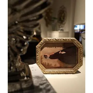 YULINK 5x7 Vintage Picture Frame, Antique Ornate Gold Octagon Photo Frame, for Tabletop and Wall Display, Decorative Retro Home Decor, Old Fashioned Photo Gallery Art