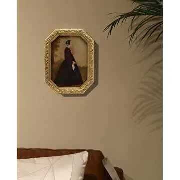 YULINK 5x7 Vintage Picture Frame, Antique Ornate Gold Octagon Photo Frame, for Tabletop and Wall Display, Decorative Retro Home Decor, Old Fashioned Photo Gallery Art