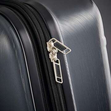 American Tourister Moonlight 21 Inch Spinner Luggage