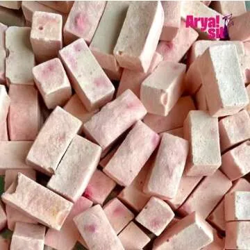 Arya Sit! - Freeze-Dried Single Ingredient Dog Treats (Strawberry Yogurt with Goat Milk)