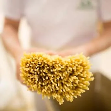 Rustichella d'Abruzzo Fusilli col Buco 17.6 - Classic Authentic Italian Long Curly Pasta - Perfect for Tomato or Olive Oil Sauces