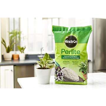 Miracle-Gro Perlite, Helps Improve Drainage and Aeration in Potting Mixes, Enriched with Plant Food, (2-Pack)