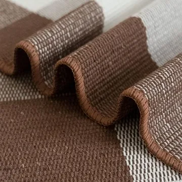 Buffalo Plaid Outdoor Rug - Farmhouse Charm for Every Entrance