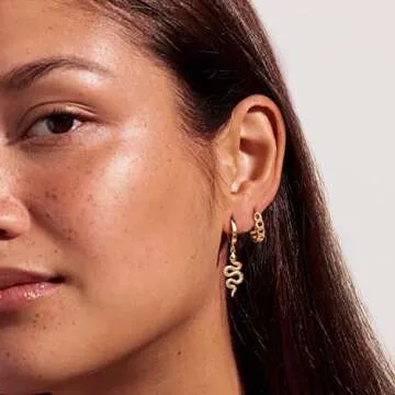 FETTERO Gold Huggie Hoop Earrings for Women Gold Plated Dainty Hypoallergenic Earrings Twist Link Hoops Simple Minimalist Earring Jewelry for Women