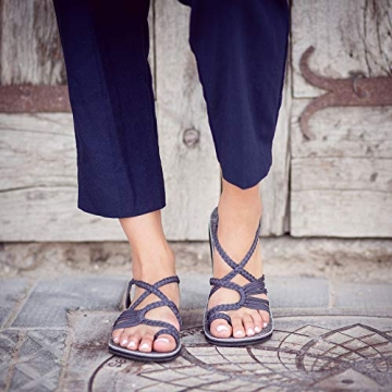 Stylish Plaka Flat Sandals for Women - Comfort Meets Fashion