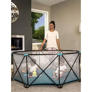 Regalo My Play Deluxe Large Portable Play Yard for Toddlers