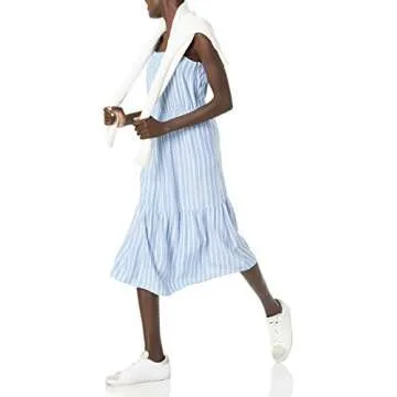 Amazon Essentials Women's Fluid Twill Tiered Fit and Flare Dress, Light Blue White French Stripe, Small