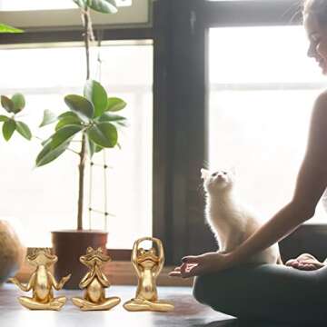 Gold Frog Figurines Yoga Decor 3.7In Set of 3 –Frog Yoga Statues for Modern Living Room Desk Table Home Office Bookshelf Shelves Sculptures Decor,Gifts for Mom Women
