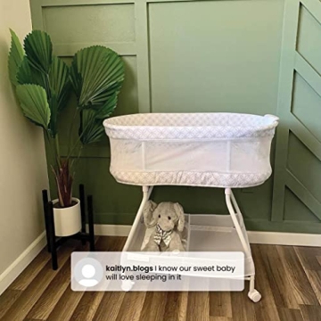 Delta Children Sweet Dreams Bassinet with Vibration and Music