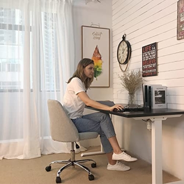 Stylish Adjustable Desk Chair for Home or Office Space