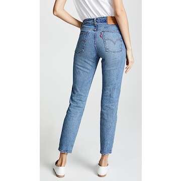 Levi's Women's Premium Wedgie Icon Fit Jeans, These Dreams, 28
