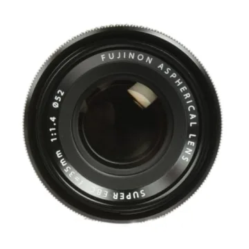 Fujifilm 35mm F/1.4 R XF Lens - Perfect for Portraits and Travel