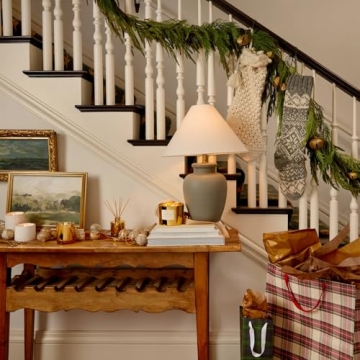 Thymes Frasier Fir Reed Diffuser - Luxury Home Fragrance