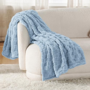 Bedsure Sea Blue Fleece Blanket: Soft & Cozy Comfort