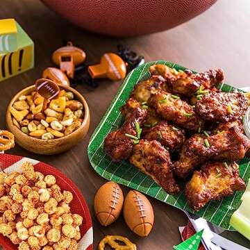 Tanlade 200 Pcs Football Plates Sport Paper Plates Football Party Decorations Supplies Disposable Plates Snack Nacho Platter Serving Trays for Football Game Day Sports Event Tailgate Party, 2 Styles