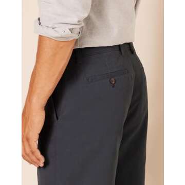 Amazon Essentials Men's Classic-Fit 9" Chino Short, Navy, 32