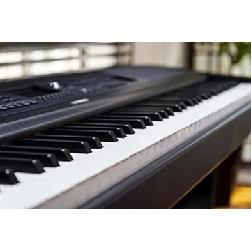 Yamaha DGX-670 88-Key Digital Piano with Weighted Keys