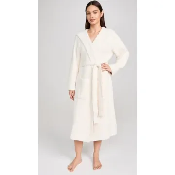 Luxurious Barefoot Dreams Hooded Robe for Cozy Living
