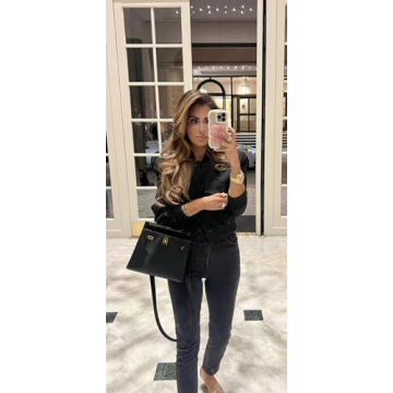 Mystick Sticky Phone Stand: Perfect for Content Creators