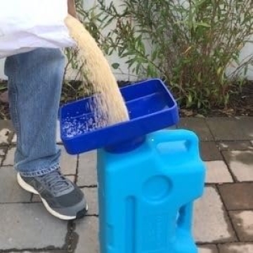 Sagan Life AquaBrick Portable Stackable Water Containers