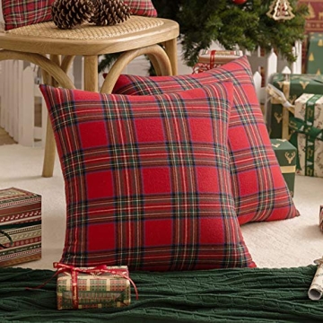 AQOTHES Christmas Plaid Throw Pillow Covers - Set of 2