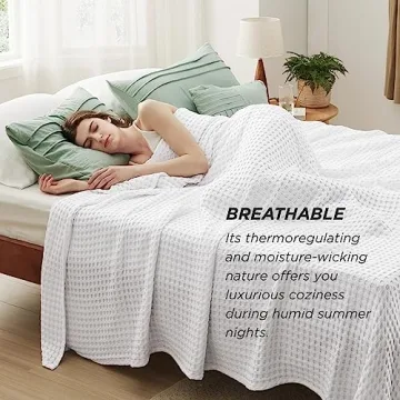 Bedsure Cooling Cotton Waffle Queen Size Blanket - Lightweight Breathable Blanket of Rayon Derived from Bamboo for Hot Sleepers, Luxury Throws for Bed, Couch and Sofa, White, 90x90 Inches