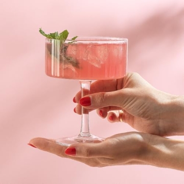 JoyJolt Fluted Coupe Glasses Set - Vintage Cocktail Elegance