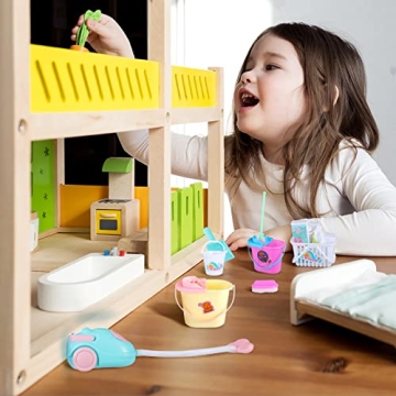 22-Piece Mini Dollhouse Cleaning Supplies for Fun Play