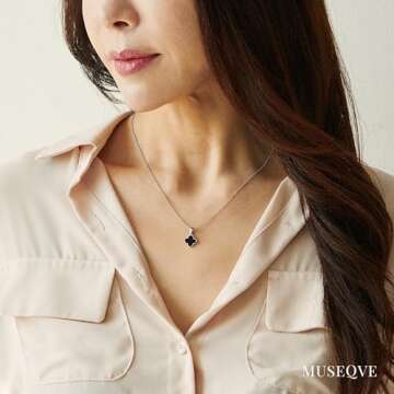 MUSEQVE Black Four Leaf Clover Necklace for Women • Dainty Onyx Stone Lucky Clover Pendant Charm ?...