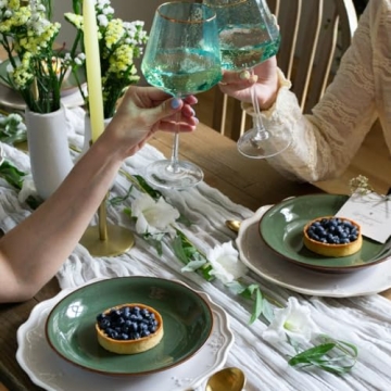 White Gauze Table Runner for Elegant Event Decor