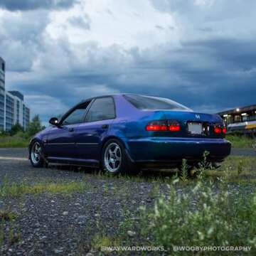 VViViD+ Gloss Chameleon Vinyl Wrap - Blue to Purple Shift