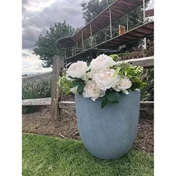Modern Seamless Round Lightweight Concrete Planter