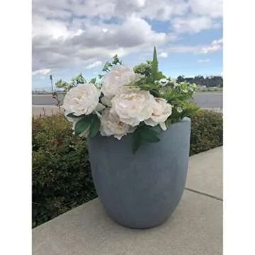 Modern Seamless Round Lightweight Concrete Planter