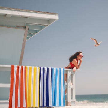 LULUHOME Large Oversized Beach Towel for Summer Fun