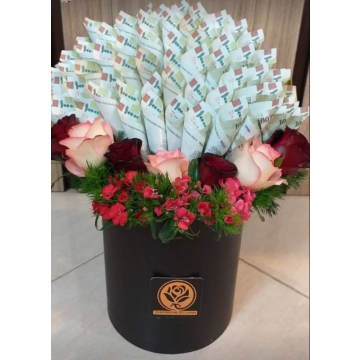 باکس گل و پول لوکس مناسب هدیه خاص