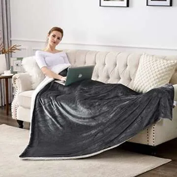 SOCHOW Sherpa Fleece Throw Blanket for Cozy Comfort