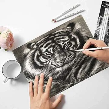 FUBAINA 3 Pcs White Sketch Charcoal Pencils -Professional Hight Quality Sketch Highlight White Charcoal Wooden Pencils for Artist Drawing, Sketching, Blending