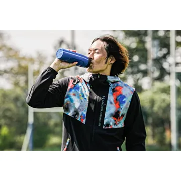 Under Armour 32 oz Squeeze Water Bottle for Active Lifestyle