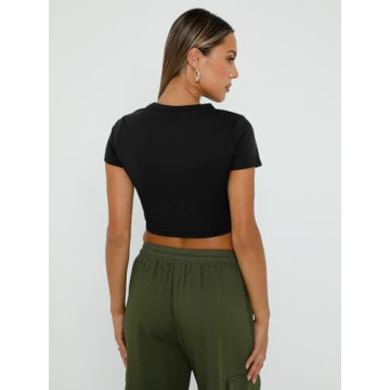 WYNNQUE Women's Crop Top - Stylish Summer Must-Have Tee